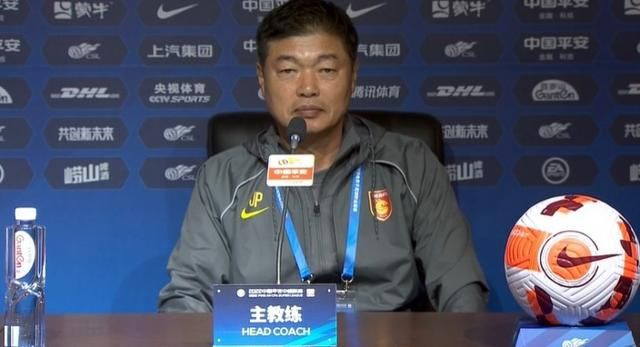 肯定跟守德一样，也落到别人手里去了……苏安顺紧张的问：这……这金陵到底有什么大人物？。
